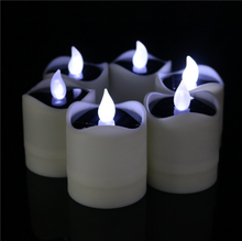 Load image into Gallery viewer, 6pcs Solar Powered LED Candle Light Yellow Flicker Tea Lamp Festival Wedding Romantic Decor No Smoke, No flame, No self - heating